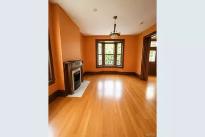 5025 Raymond Avenue, Saint Louis, MO 63113 - Photo 6