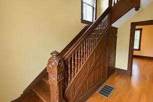 5025 Raymond Ave, Saint Louis, MO 63113 - Photo 2