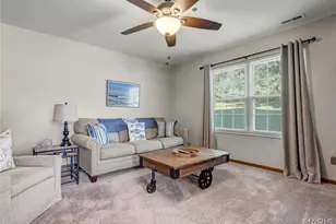 16538 Victoria Crossing Dr, Grover, MO 63040 - Photo 8