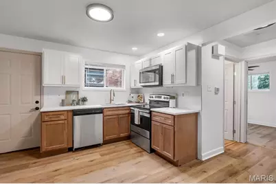 3021 Henrietta Street, Saint Louis, MO 63104 - Photo 8