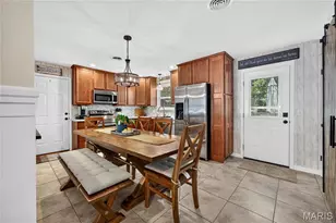 802 Barbara Pl, Saint Charles, MO 63366 - Photo 10