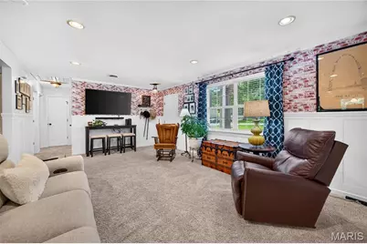 802 Barbara Place, Saint Charles, MO 63366 - Photo 8