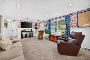 802 Barbara Pl, Saint Charles, MO 63366 - Photo 8