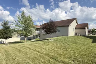2347 Fire Crest Ct, Washington, MO 63090 - Photo 4