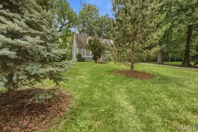 616 Plantmore Drive, Ferguson, MO 63135 - Photo 2