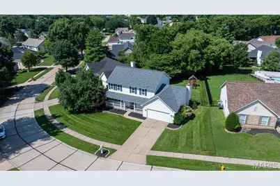 37 Meadow Spring Drive, Saint Charles, MO 63303 - Photo 36