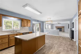 37 Meadow Spring Dr, Saint Charles, MO 63303 - Photo 8