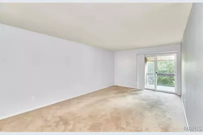 1937 Greenpoint Drive #304, Kirkwood, MO 63122 - Photo 24