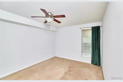 1937 Greenpoint Drive #304, Kirkwood, MO 63122 - Photo 28
