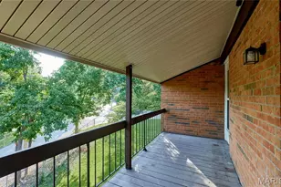 1937 Greenpoint Dr, Kirkwood, MO 63122 - Photo 16