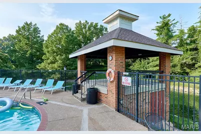 1937 Greenpoint Drive #304, Kirkwood, MO 63122 - Photo 48