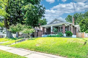 9051 Burton Ave, Overland, MO 63114 - Photo 1