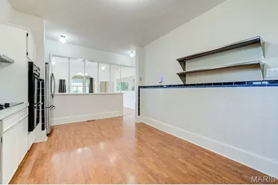9051 Burton Avenue, Overland, MO 63114 - Photo 20