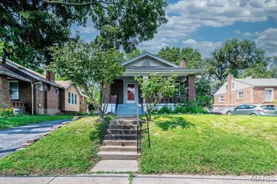 9051 Burton Avenue, Overland, MO 63114 - Photo 2
