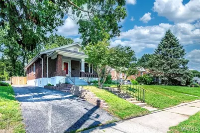 9051 Burton Avenue, Overland, MO 63114 - Photo 4