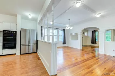 9051 Burton Avenue, Overland, MO 63114 - Photo 16