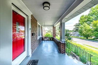 9051 Burton Avenue, Overland, MO 63114 - Photo 6