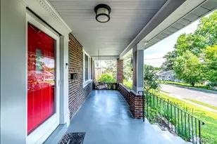 9051 Burton Ave, Overland, MO 63114 - Photo 6