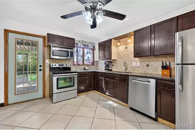 408 Oak Avenue, Saint Charles, MO 63301 - Photo 14