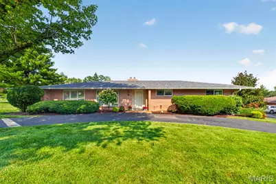 9 Green Oaks Drive, Olivette, MO 63132 - Photo 1