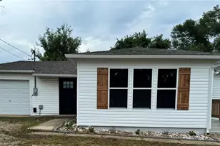 612 N Division St, Bonne Terre, MO 63628 - Photo 1