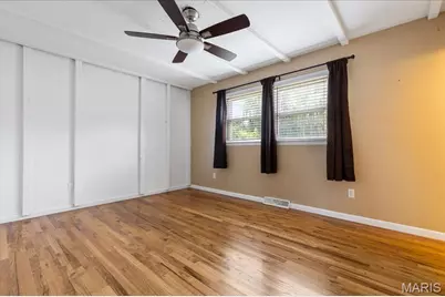 8 Canterbury Court, Saint Charles, MO 63301 - Photo 16