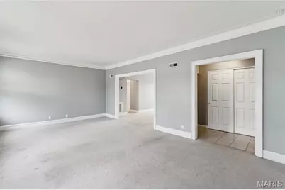 5510 Waterman Boulevard #201, Saint Louis, MO 63112 - Photo 8