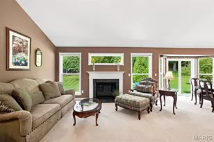 769 Emerald Oaks Ct, Eureka, MO 63025 - Photo 2