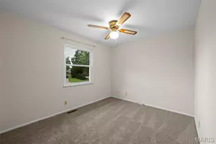 2245 Teakwood Manor Dr, Florissant, MO 63031 - Photo 10