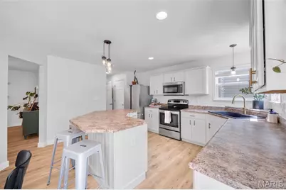 202 Wyndtrace Court, Lake Saint Louis, MO 63367 - Photo 6