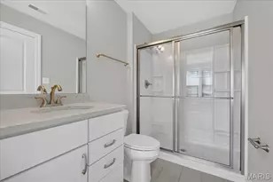 8013 Central Park Dr, Richmond Heights, MO 63117 - Photo 6