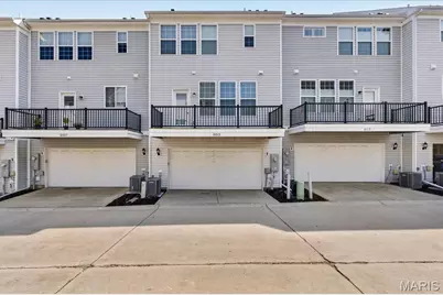 8013 Central Park Drive, Richmond Heights, MO 63117 - Photo 30