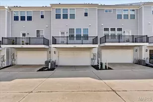 8013 Central Park Dr, Richmond Heights, MO 63117 - Photo 30