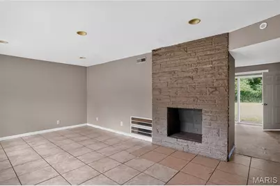 1126 Haley Avenue, Saint Louis, MO 63121 - Photo 10