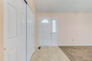 1153 Spring Orchard Dr, O'Fallon, MO 63368 - Photo 6