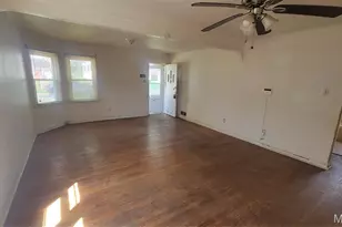 6932 Claremore Dr, Saint Louis, MO 63121 - Photo 6
