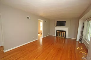 986 Woodbine Dr, Crestwood, MO 63126 - Photo 4