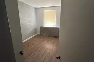 4021 Green Lea Pl, Saint Louis, MO 63107 - Photo 8