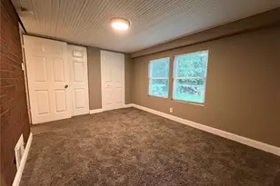 10315 Maddox Pl, Overland, MO 63114 - Photo 18