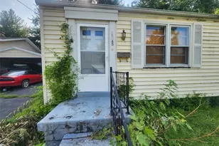 10065 Stimson Dr, Saint Louis, MO 63137 - Photo 2