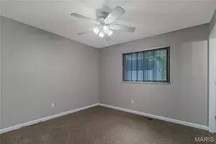2815 Greenleaf Dr, Saint Charles, MO 63303 - Photo 10