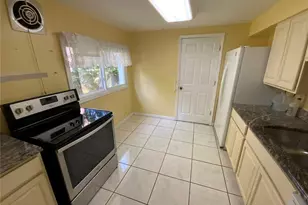 17303 Manchester Rd, Wildwood, MO 63038 - Photo 14