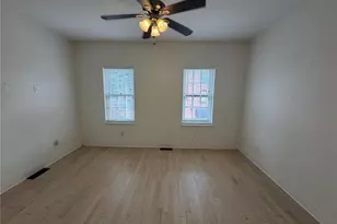 1927 S 9th St, Saint Louis, MO 63104 - Photo 8