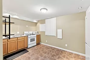 434 Scenic Dr, Saint Peters, MO 63376 - Photo 34