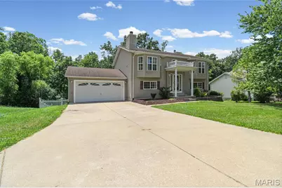 704 Sportsmans Court, Warrenton, MO 63383 - Photo 2