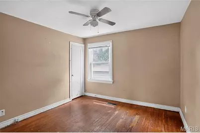 2142 Penfield Avenue, Vinita Park, MO 63114 - Photo 8