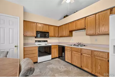 7 Cornwallis Court, O'Fallon, MO 63368 - Photo 8