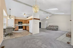 7 Cornwallis Ct, O'Fallon, MO 63368 - Photo 4