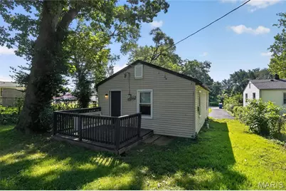 1619 Bradford Avenue, Pagedale, MO 63133 - Photo 2