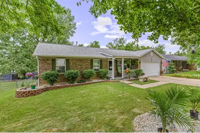 1353 Westchester Drive, Herculaneum, MO 63048 - Photo 2